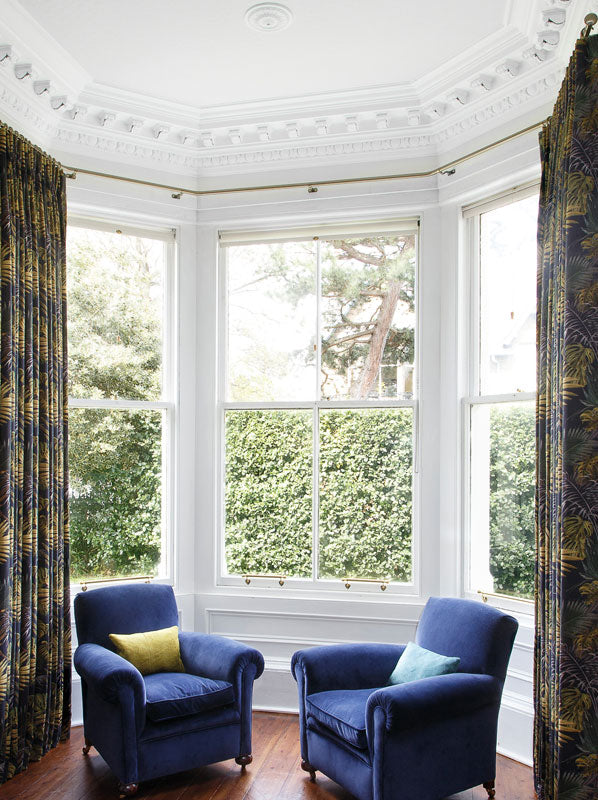 bay window furnishing guide