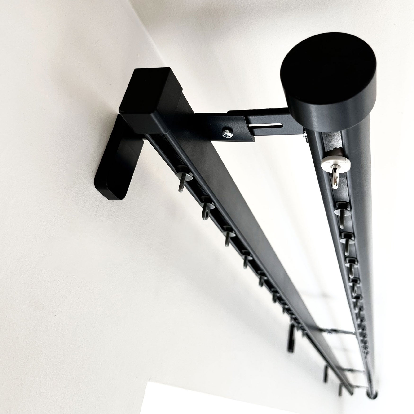 Round38 double wall fix curtain track pack with Cap finials