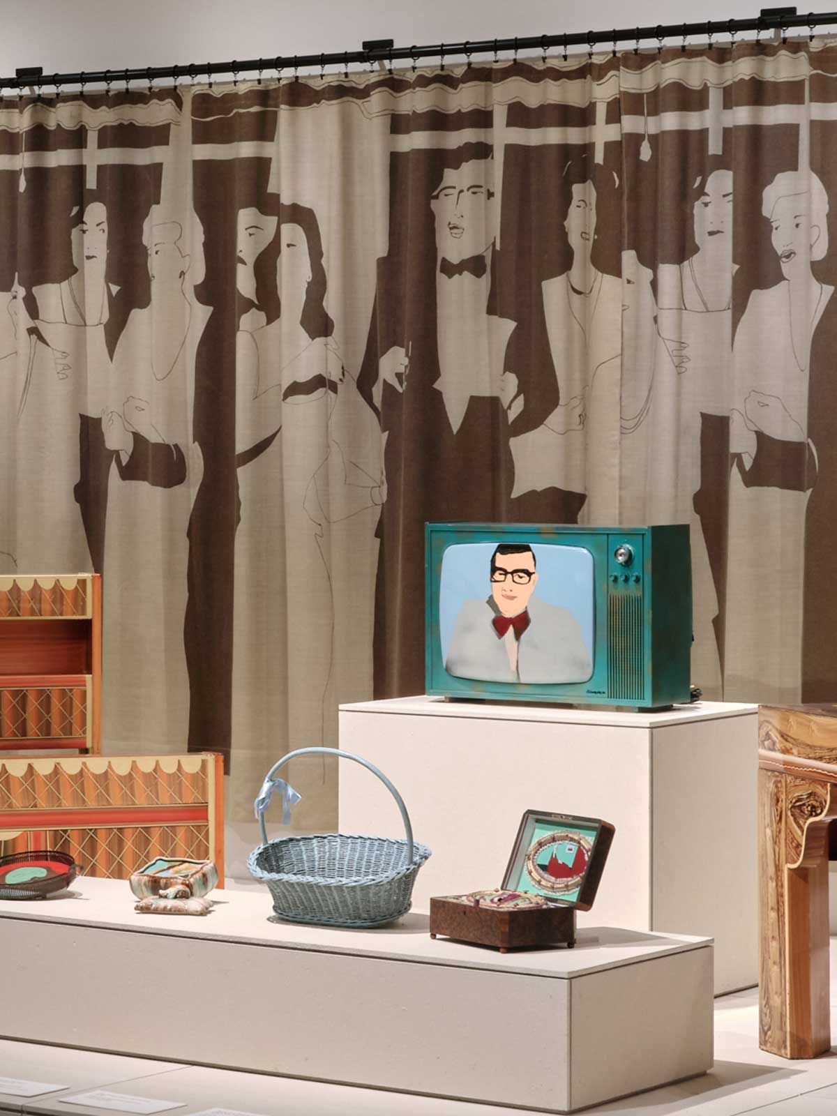 Beatriz González Installation